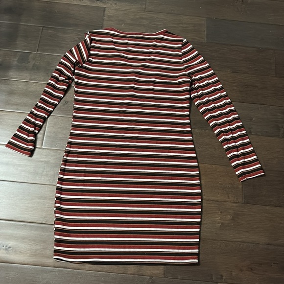 Garage long sleeve dress size XL, button c-neck, stripes black brown white red - Picture 5 of 8